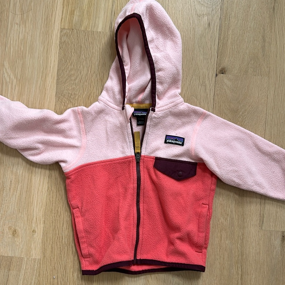 Patagonia light fleece jacket